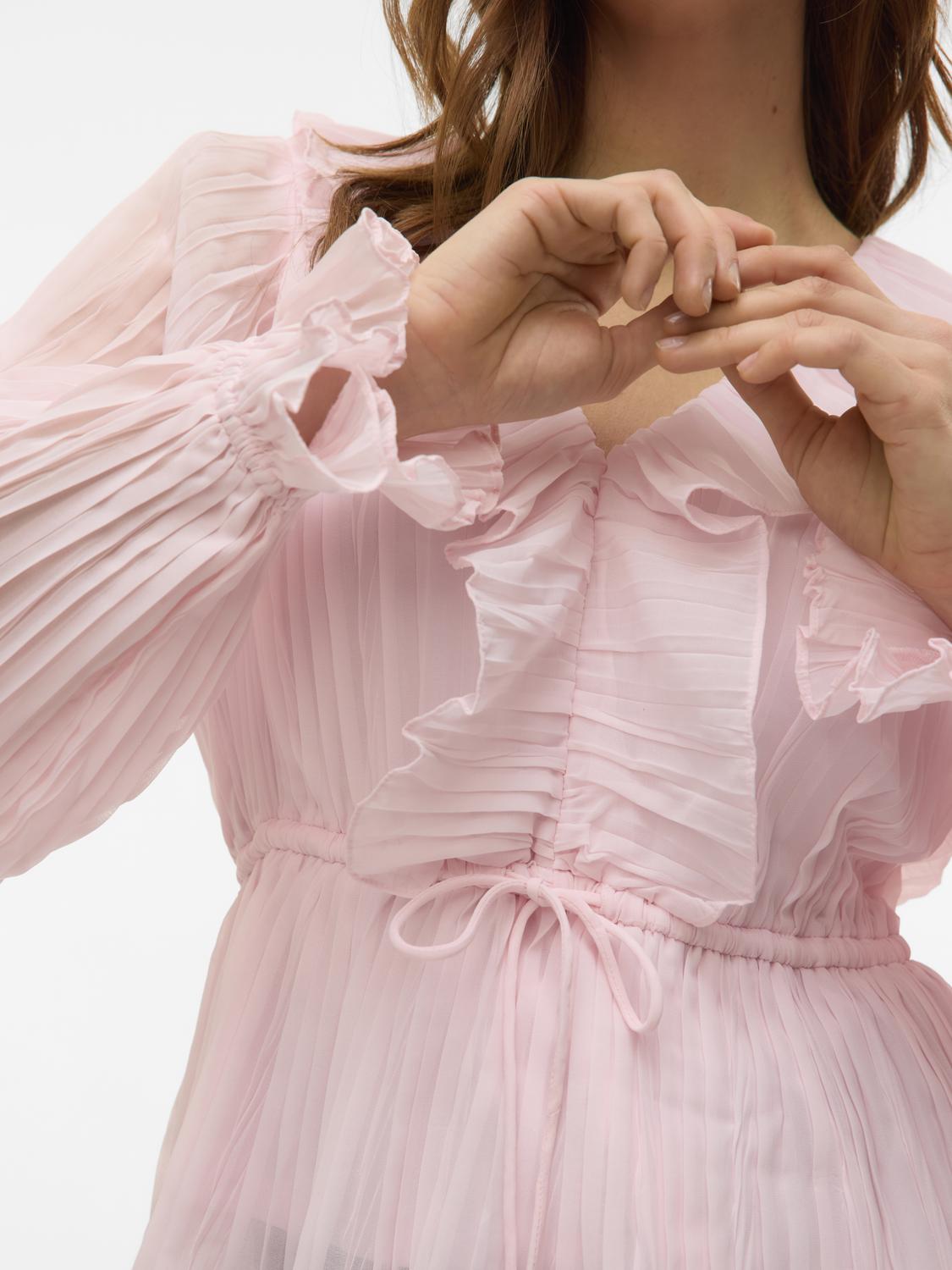 model_shot-detail