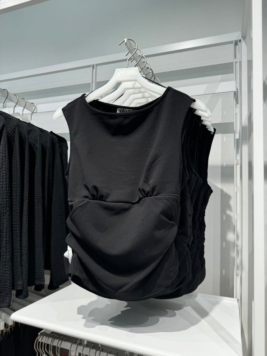 VMPETRICE Top - Black