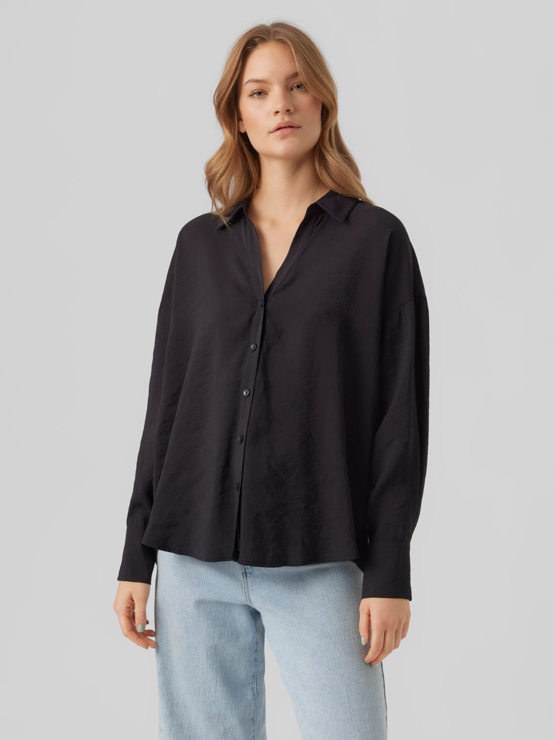 VMQUEENY Shirts - Black